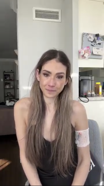 Jess crying talking about her hair